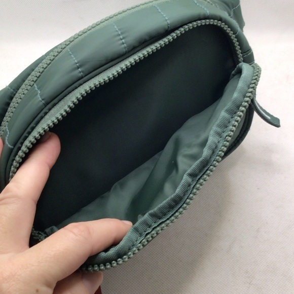 Reebok Womens Xenon Quilted Fannypack Waist Belt Bag- Trek Green - Picture 7 of 11